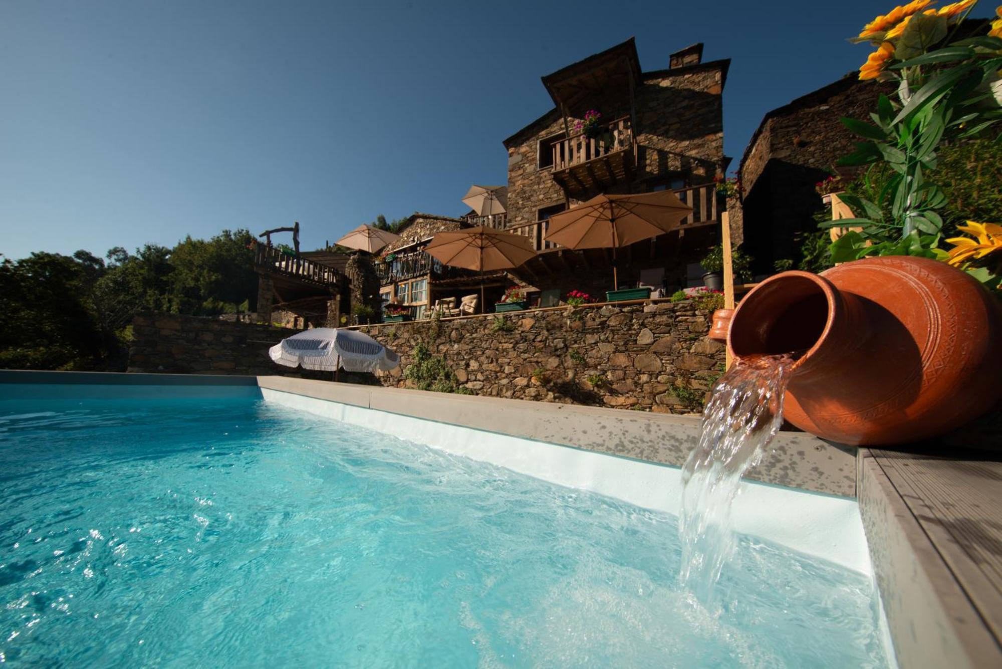 Talasnal Casas Da Urze Ter Lousa  Exterior photo